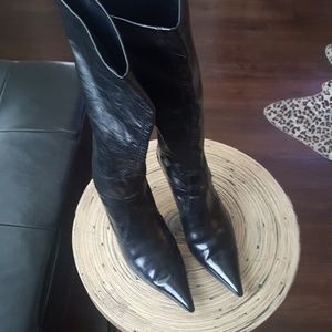 Donald Pliner stretch leather boots